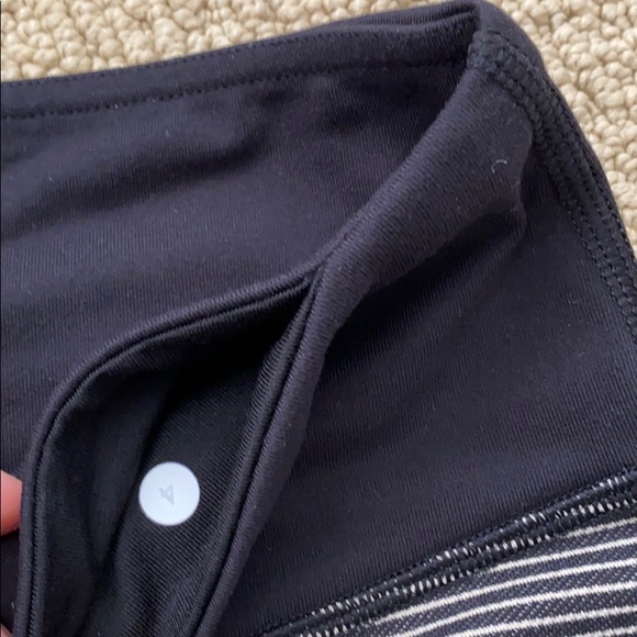 Lululemon wunder under pant striped black tan - Picture 5 of 9